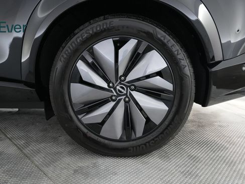 Used 2024 Nissan Ariya AWD image 9