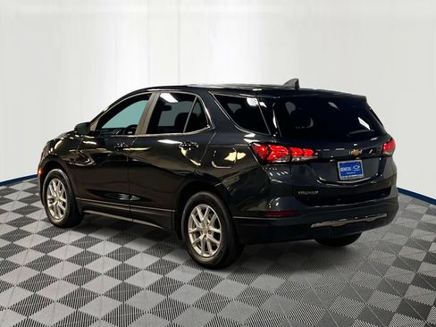 Used 2023 Chevrolet Equinox LT FWD image 4