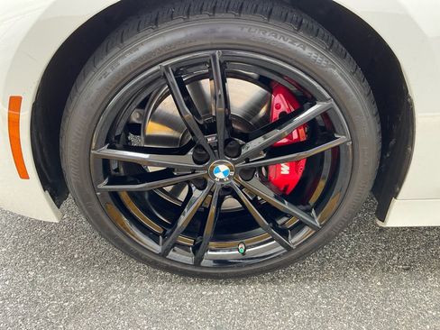 Used 2024 BMW 330i Sedan w/ M Sport Package RWD image 27
