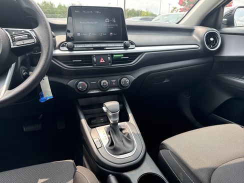 Used 2024 Kia Forte LXS FWD image 27