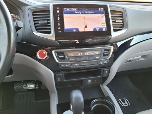 Certified 2018 Honda Ridgeline RTL-E image 16