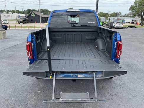 Used 2018 Ford F150 Raptor w/ Equipment Group 802A Luxury AWD/4WD image 24