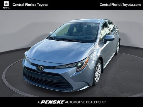 Used 2025 Toyota Corolla LE FWD image 1