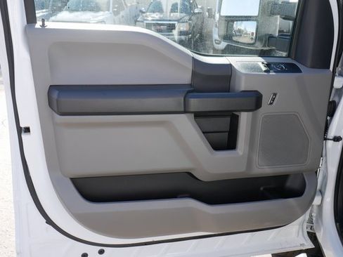 Used 2022 Ford F250 XL w/ STX Appearance Package image 11