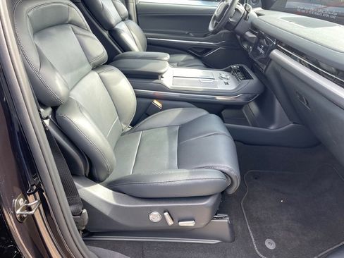 New 2026 Lincoln Navigator Reserve w/ Jet Appearance Package AWD/4WD image 14