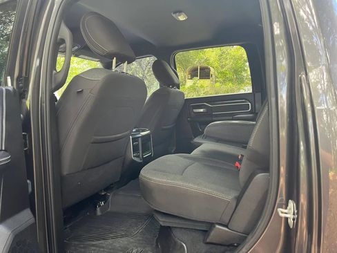 Used 2019 RAM 3500 Big Horn RWD image 15