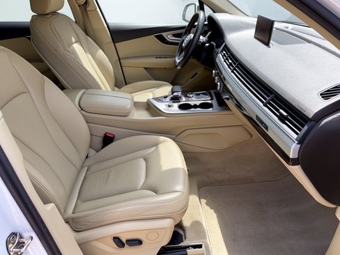 Used 2019 Audi Q7 2.0T Premium w/ Convenience Package AWD/4WD image 30