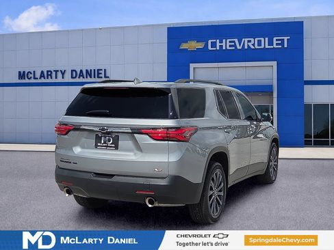 Used 2023 Chevrolet Traverse RS AWD/4WD image 5