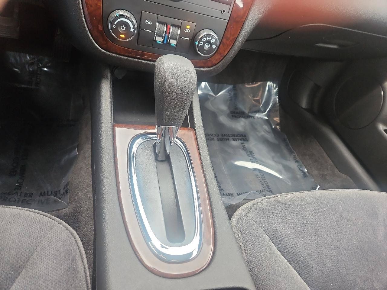 Used 2010 Chevrolet Impala LT w/ Convenience Package FWD image 27