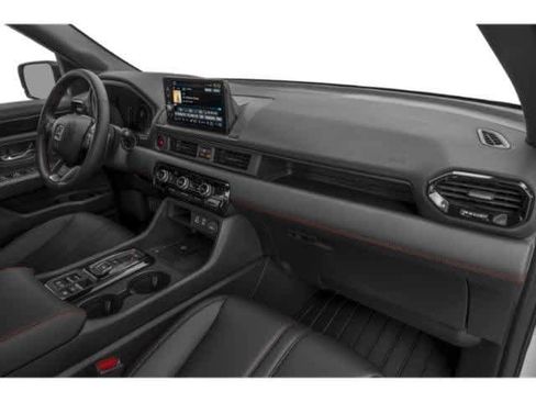 Used 2025 Honda Pilot TrailSport image 14