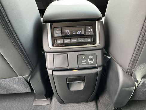 New 2026 Subaru Ascent Limited Bronze image 25