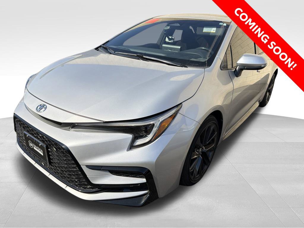 Used 2024 Toyota Corolla SE w/ SE Premium Package FWD image 1