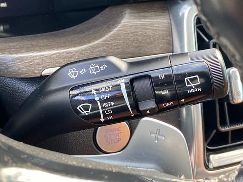 Used 2022 Kia Sorento SX Prestige w/ Rust Color Package image 16