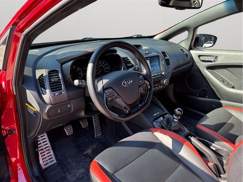 Used 2017 Kia Forte SX image 6