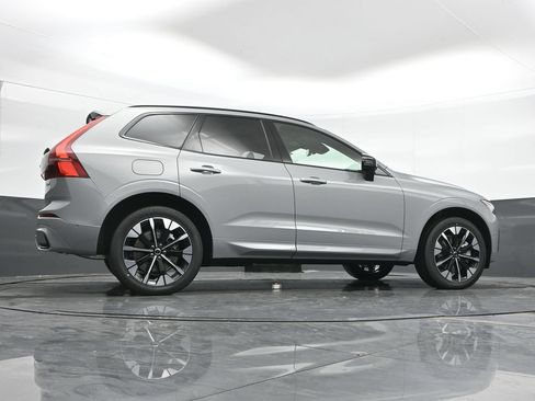 New 2026 Volvo XC60 T8 Plus w/ Protection Package Premier AWD/4WD image 40