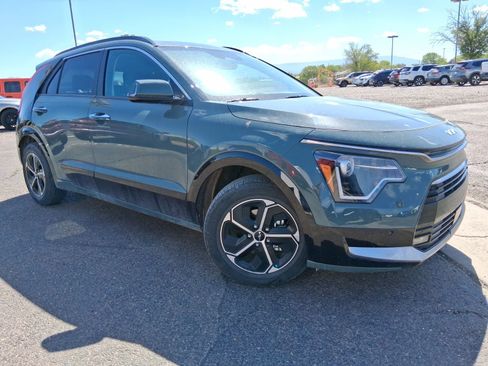 Used 2024 Kia Niro FWD image 4