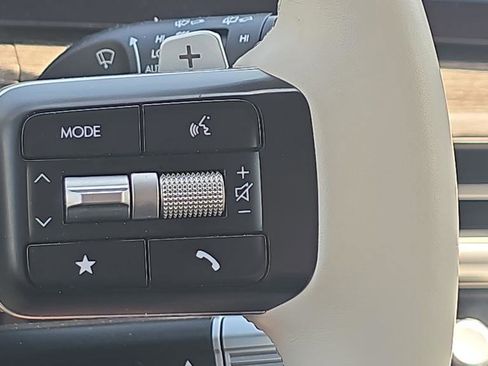 Used 2024 Hyundai Santa Fe Limited AWD/4WD image 24