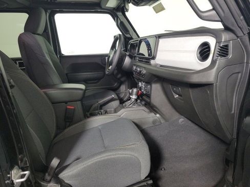 Certified 2024 Jeep Wrangler Sport S image 34