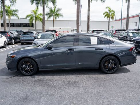 Certified 2025 Honda Accord SE image 8