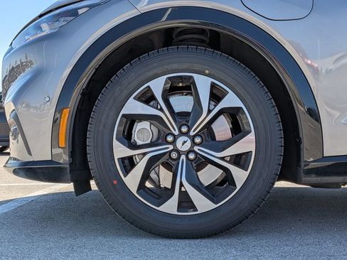 Used 2021 Ford Mustang Mach-E Premium image 24