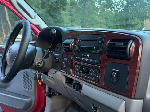 Used 2007 Ford F350 Lariat AWD/4WD image 19