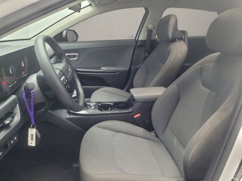 Used 2025 Kia K4 FWD image 17