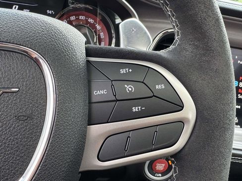 Used 2023 Dodge Challenger SRT Hellcat w/ Driver Convenience Group RWD image 19