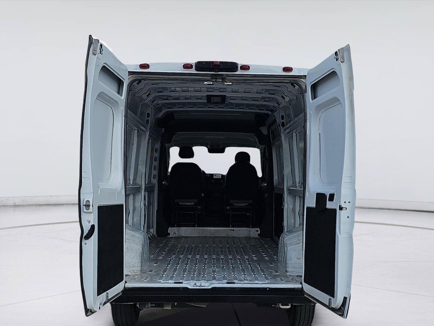 Used 2025 RAM ProMaster 2500 w/ Convenience Group FWD image 26