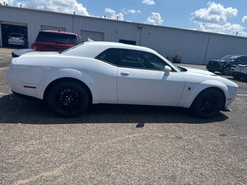 Used 2023 Dodge Challenger R/T Scat Pack RWD image 9