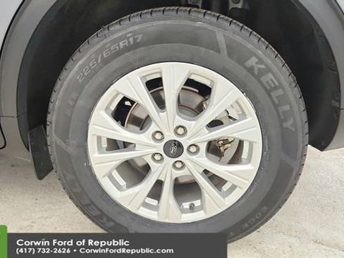 Certified 2025 Ford Escape Active image 12