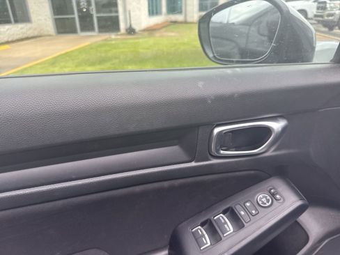 Used 2024 Honda Civic LX image 10