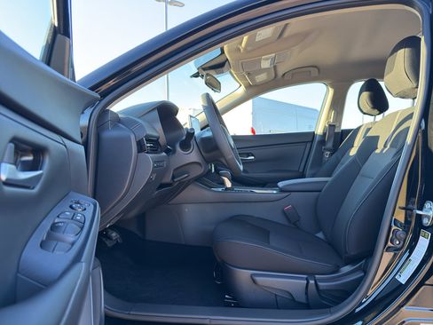 New 2025 Nissan Sentra SV image 10