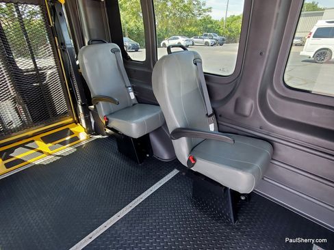 Used 2020 Ford Transit 250 Medium Roof RWD image 8