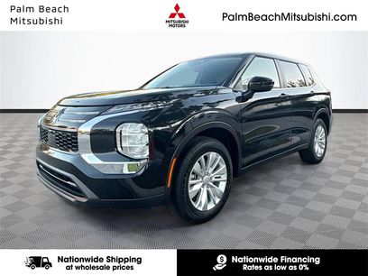 New 2026 Mitsubishi Outlander ES