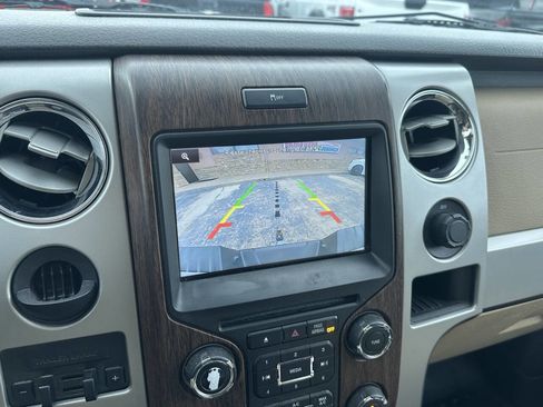 Used 2014 Ford F150 Lariat w/ Lariat Chrome Package image 14