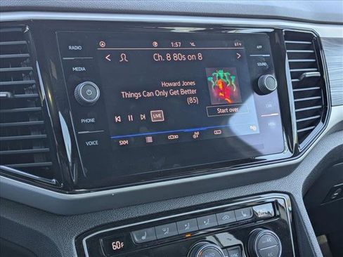 Used 2022 Volkswagen Atlas Cross Sport SE image 14