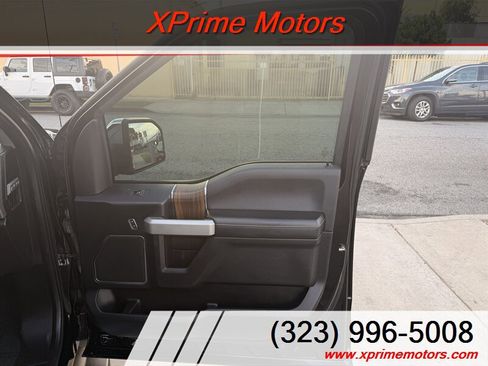 Used 2016 Ford F150 Lariat w/ Equipment Group 502A Luxury image 27