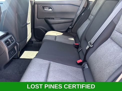 Used 2024 Nissan Rogue SV image 26