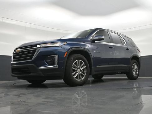 Used 2023 Chevrolet Traverse LT FWD image 24