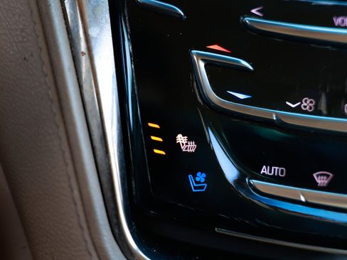 Used 2014 Cadillac CTS Luxury image 30