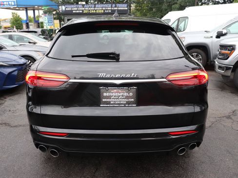 Used 2024 Maserati Grecale GT AWD/4WD image 4