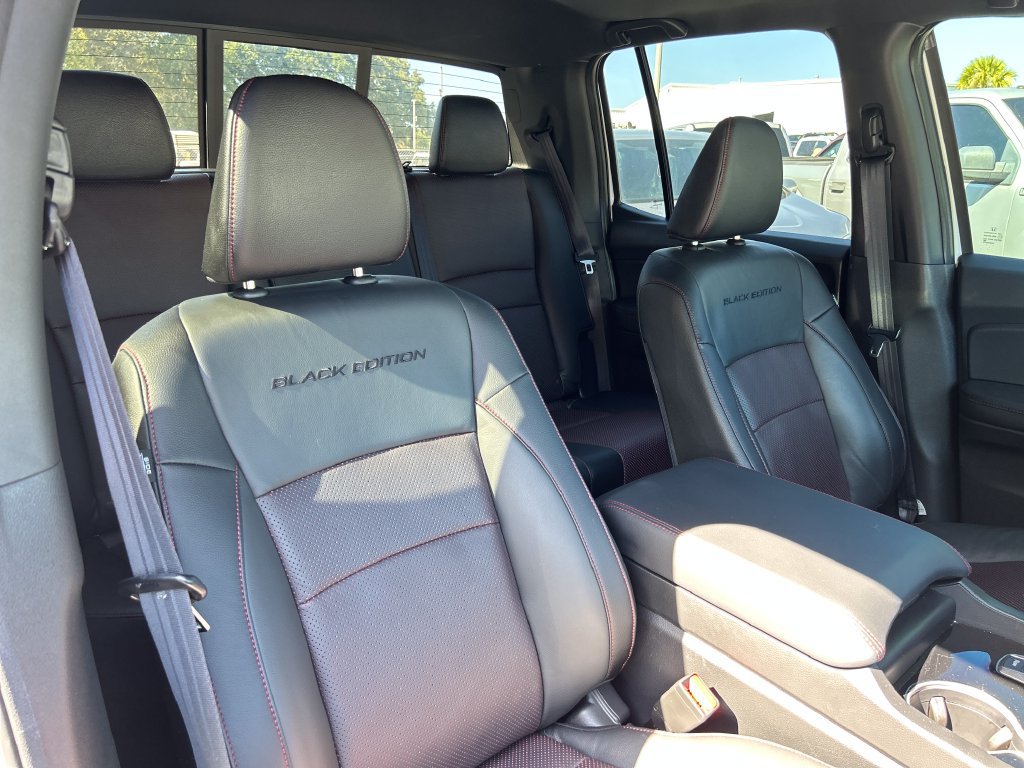 Used 2025 Honda Ridgeline Black Edition image 13