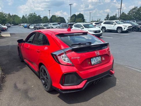 Used 2017 Honda Civic Sport image 4