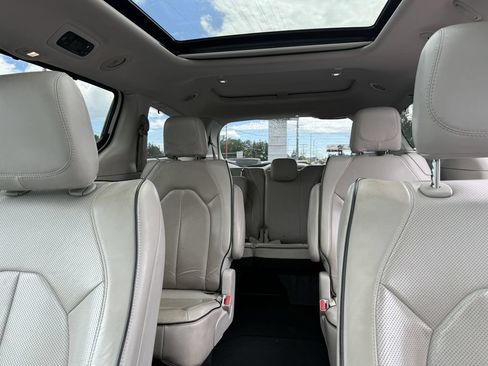 Used 2021 Chrysler Pacifica Limited w/ Premium & Safety Sphere Group AWD/4WD image 20