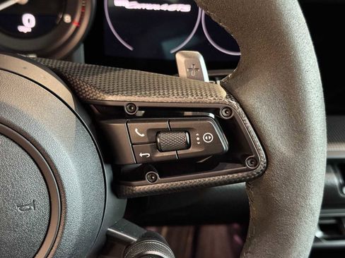 Used 2022 Porsche 911 Carrera 4 GTS image 24