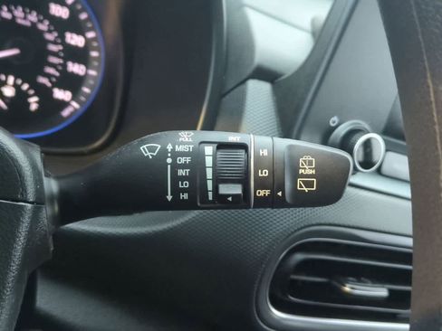 Used 2023 Hyundai Kona SE image 24