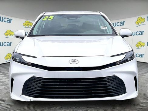 Used 2025 Toyota Camry LE FWD image 2