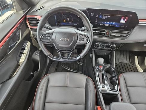 Used 2025 Chevrolet TrailBlazer RS w/ Convenience Package FWD image 28