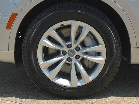 Used 2019 Audi Q7 3.0T Premium Plus AWD/4WD image 7