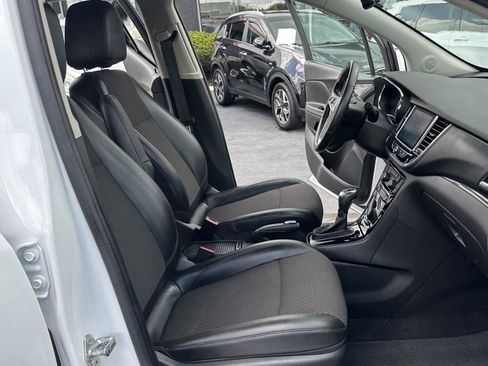 Used 2020 Buick Encore Preferred w/ Safety Package FWD image 44